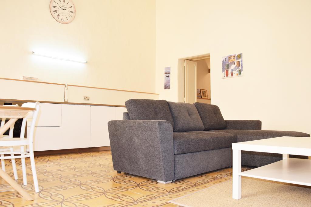 Valletta Mint Apartment 1 ภายนอก รูปภาพ