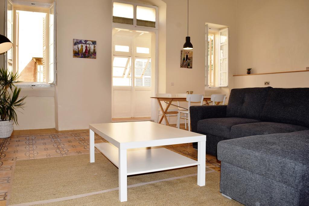 Valletta Mint Apartment 1 ภายนอก รูปภาพ