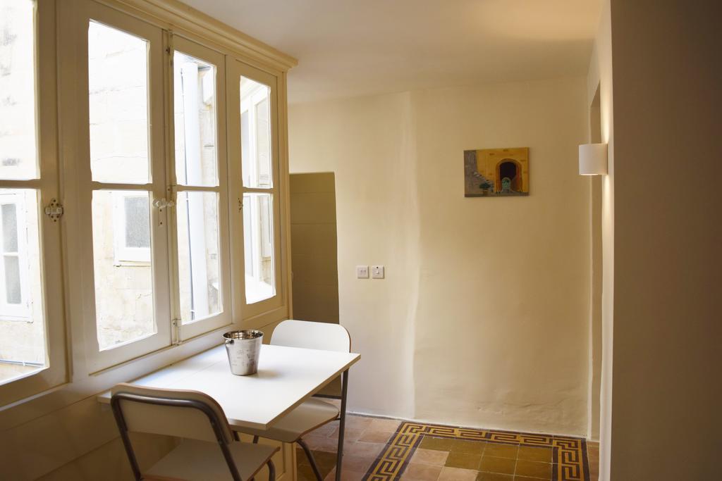 Valletta Mint Apartment 1 ภายนอก รูปภาพ